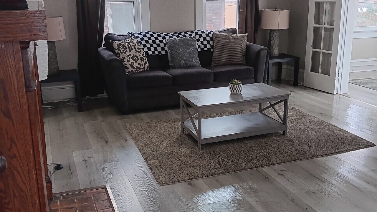 Photo of Livingroom in Erie
