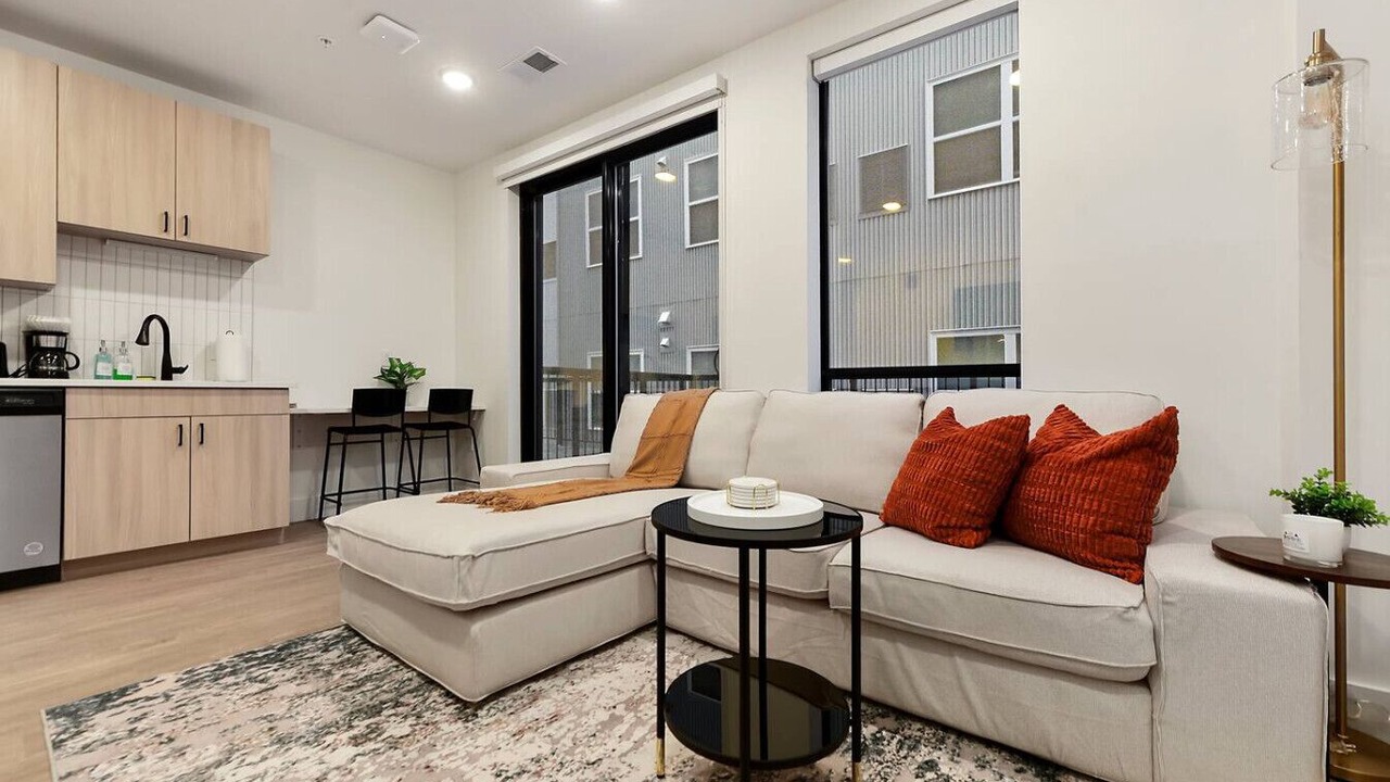 Photo of Livingroom in East Liberty