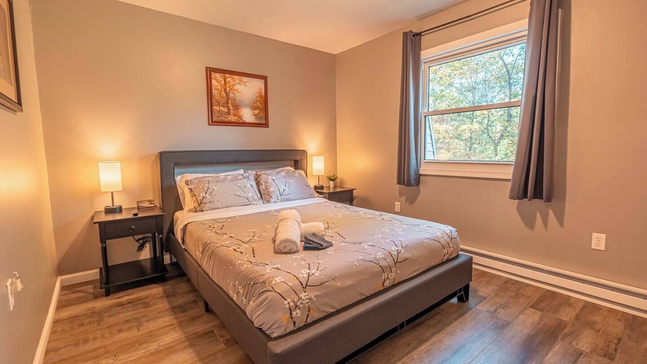 Photo of Bedroom in Saylorsburg