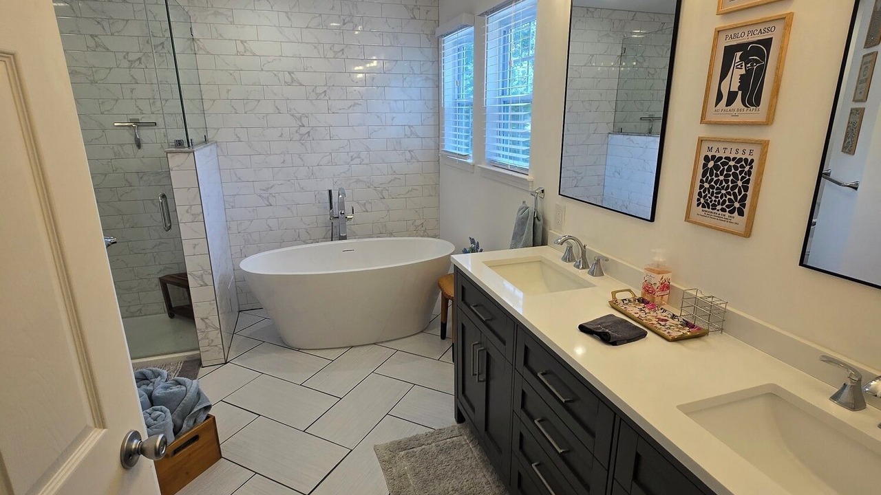 Photo of Bathroom in Absecon