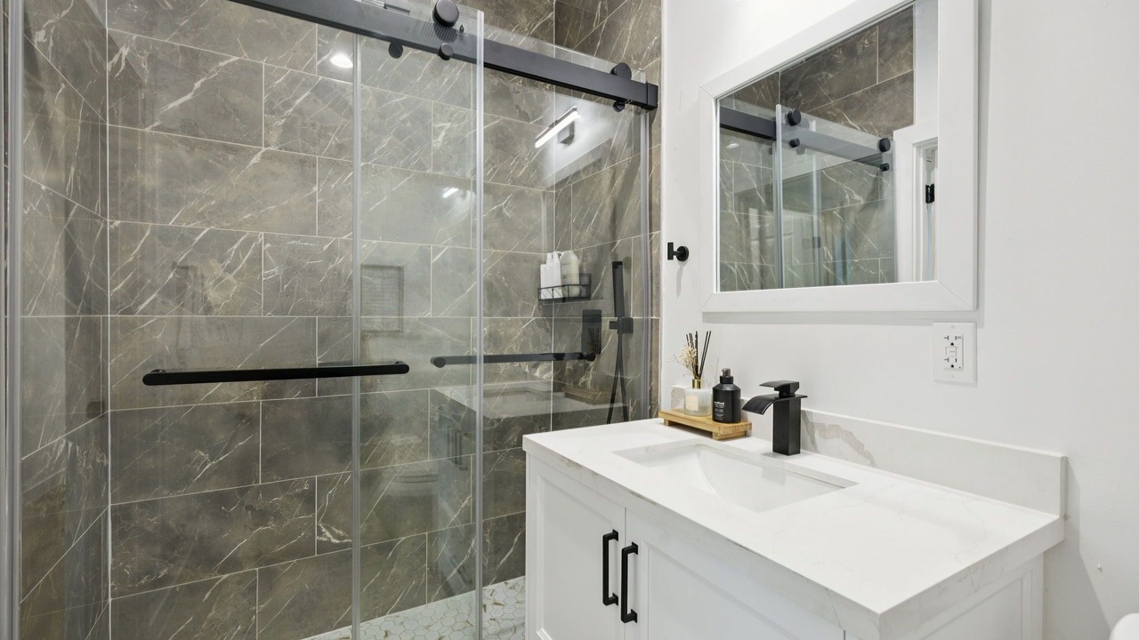 Photo of Bathroom in West Dallas