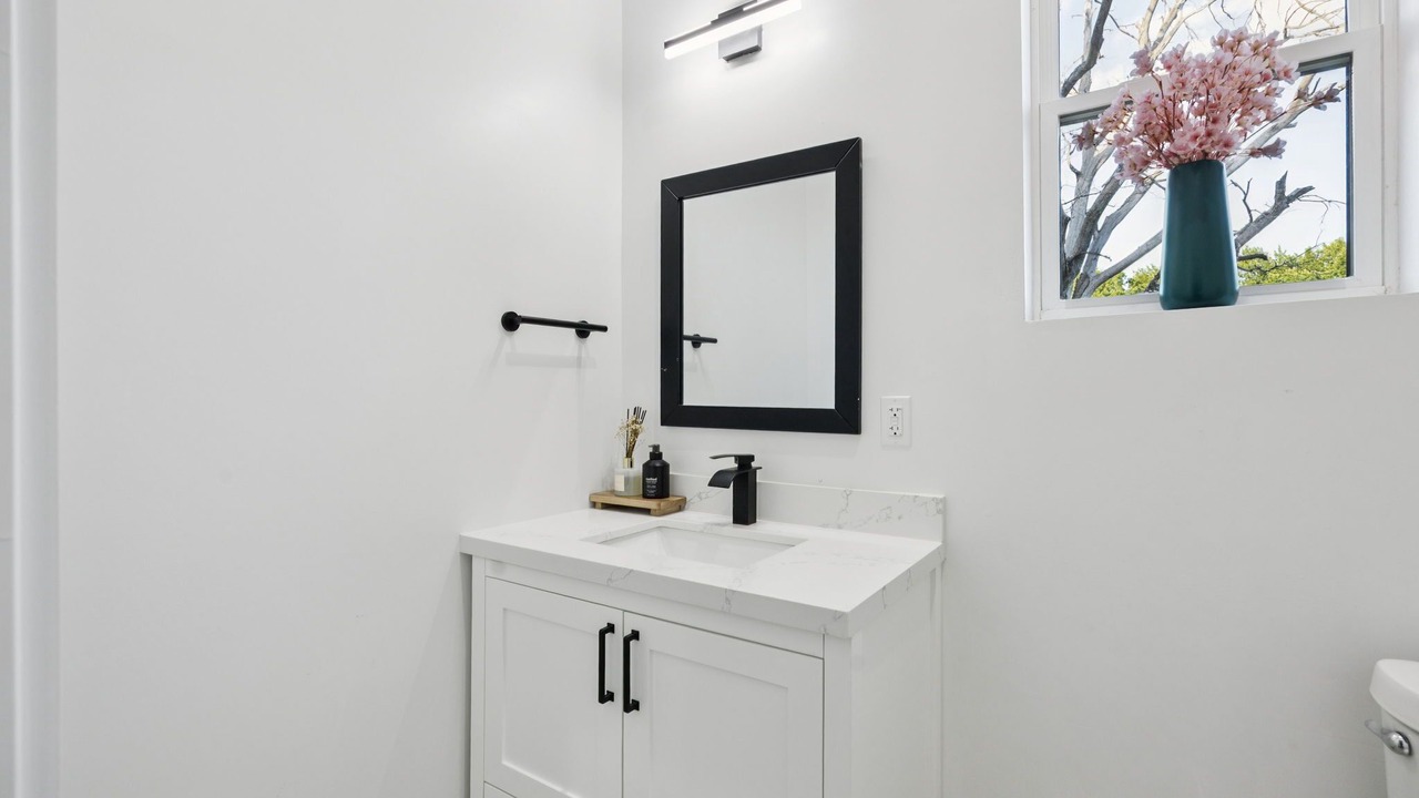 Photo of Bathroom in West Dallas