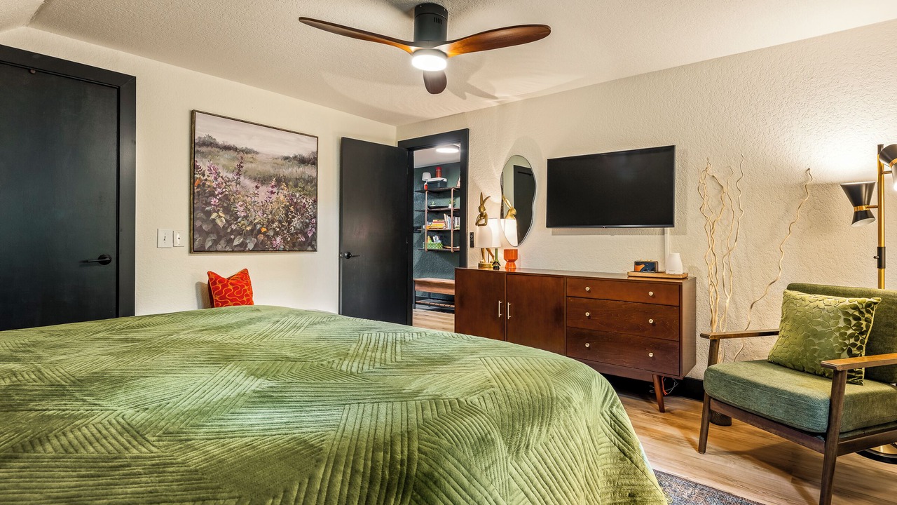 Photo of Bedroom in Beaver Shores