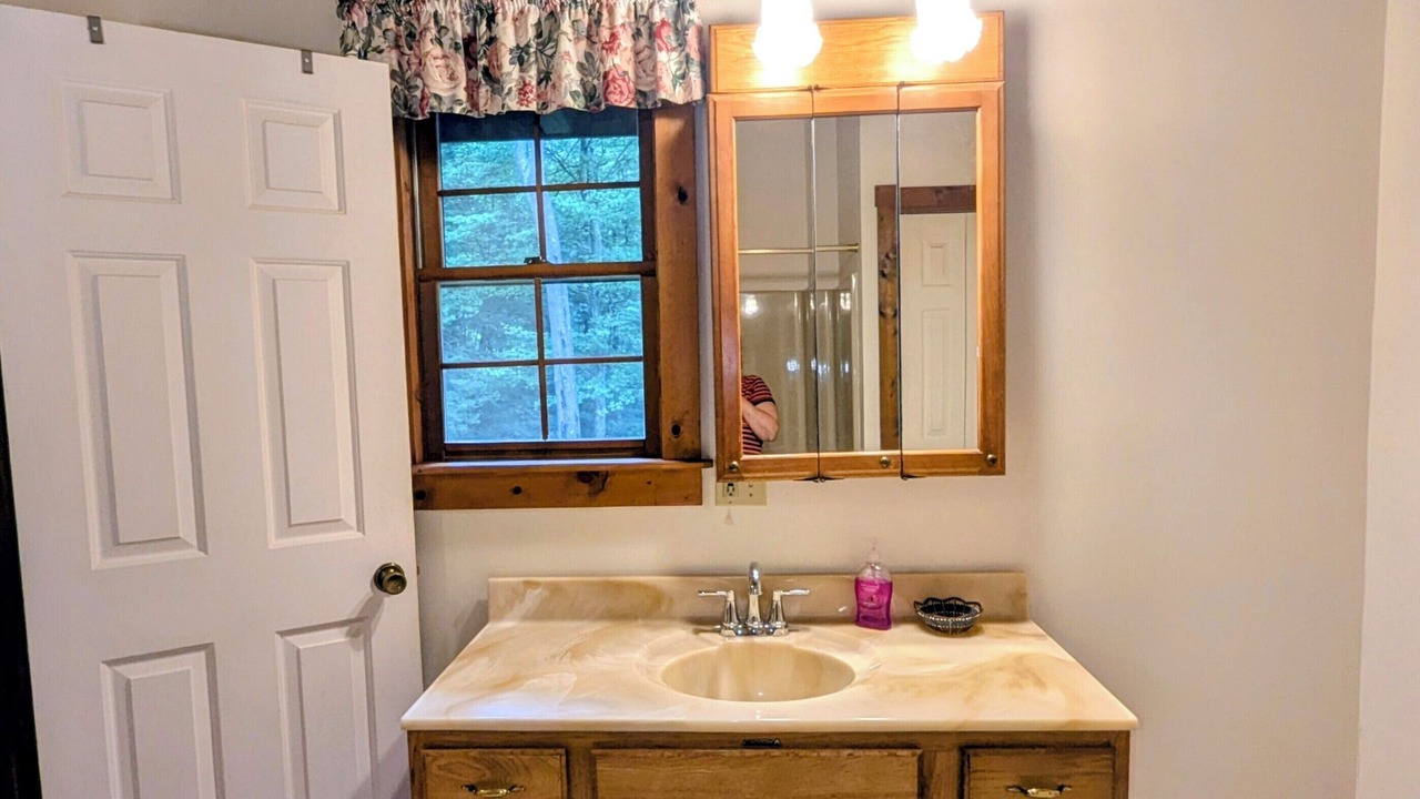 Photo of Bathroom in Nescopeck