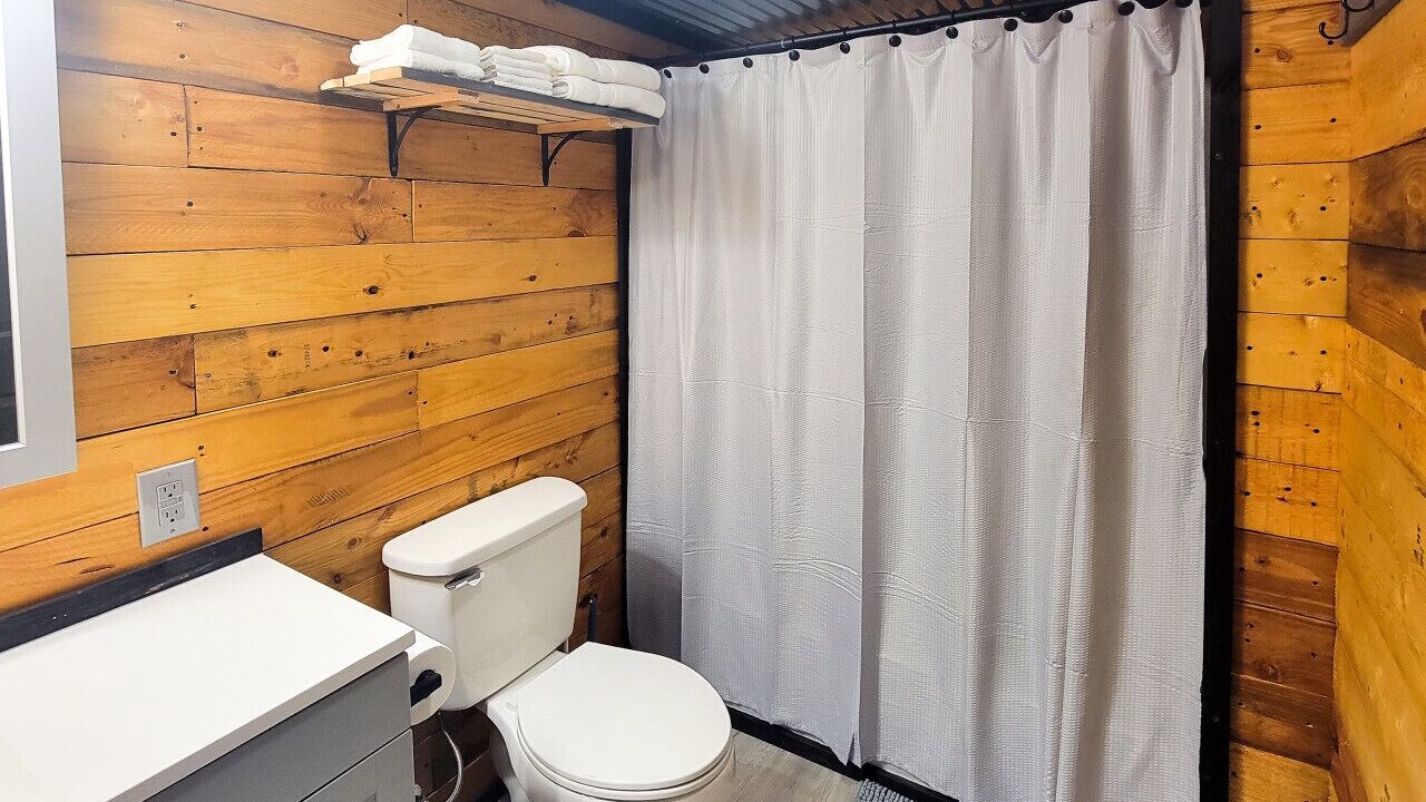 Photo of Bathroom in Boons Camp