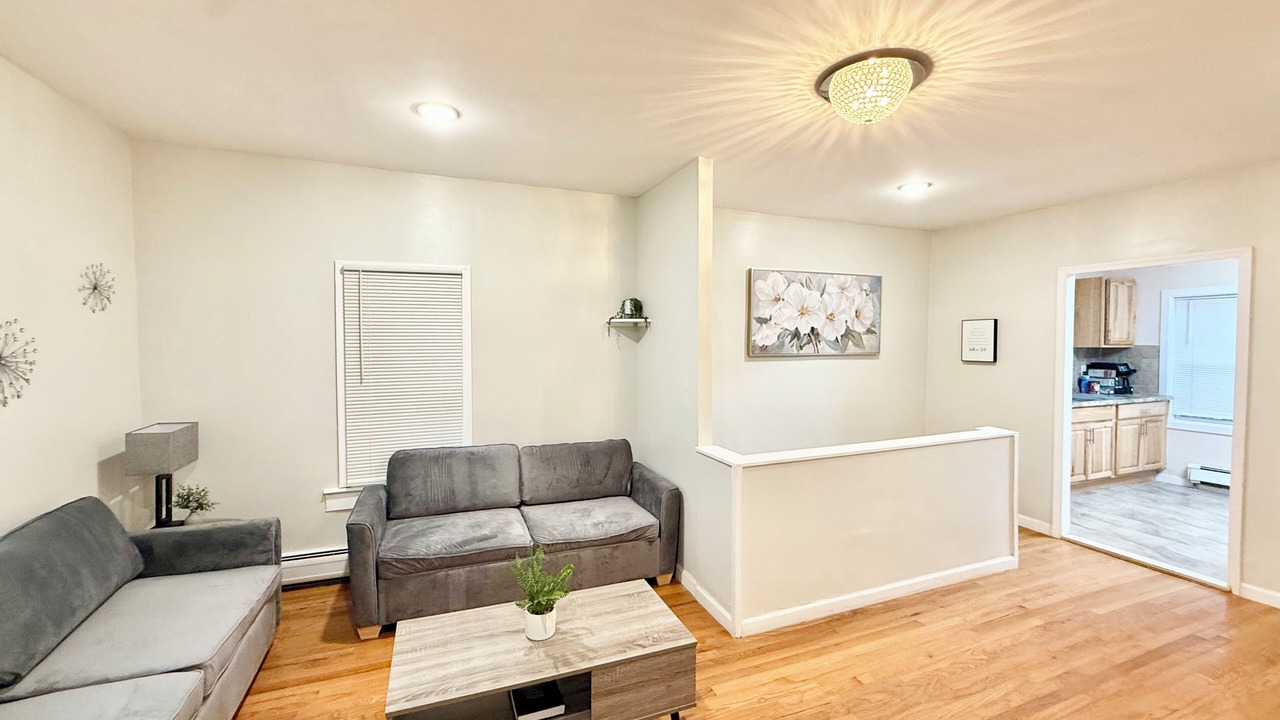 Photo of Bedroom in Montague
