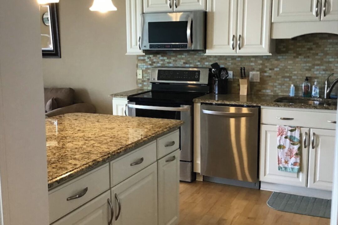 Photo of Kitchen in Geneva-on-the-Lake