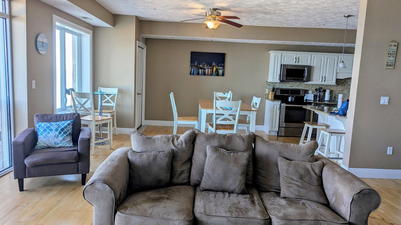 Photo of Livingroom in Geneva-on-the-Lake