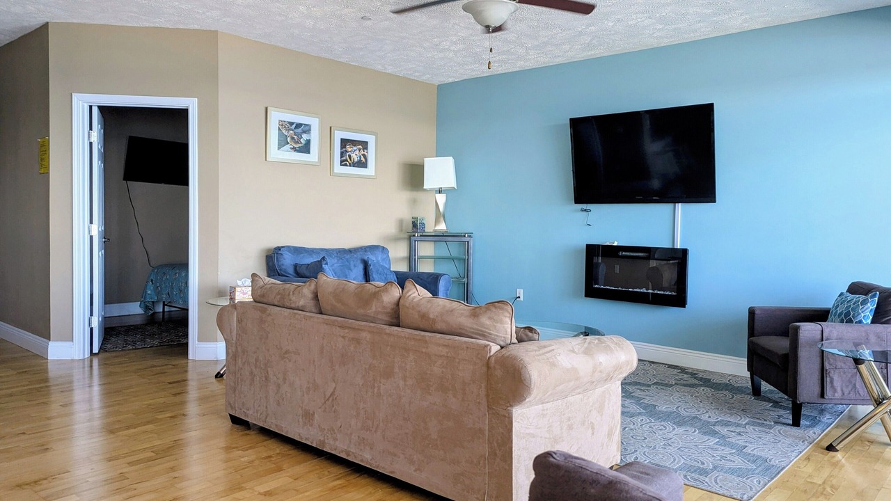 Photo of Livingroom in Geneva-on-the-Lake