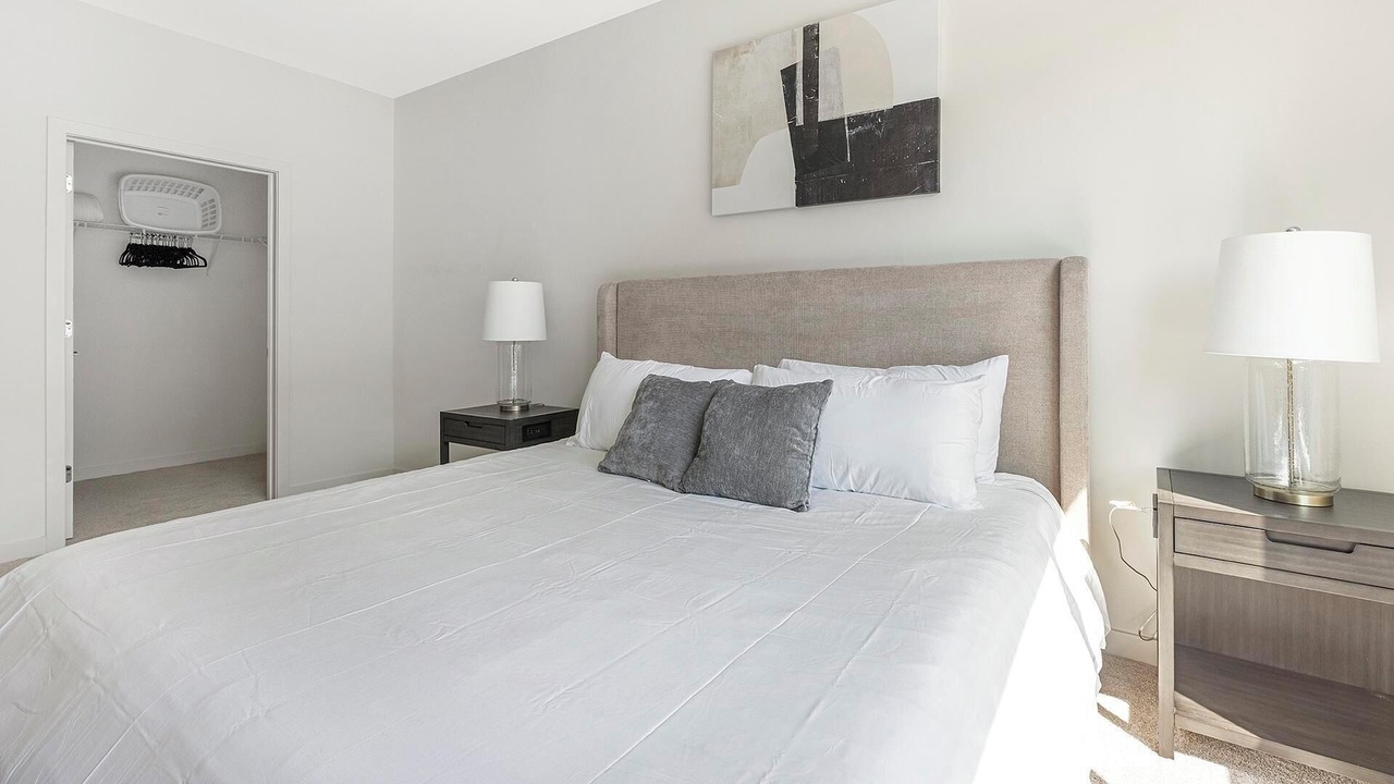 Photo of Bedroom in Carteret