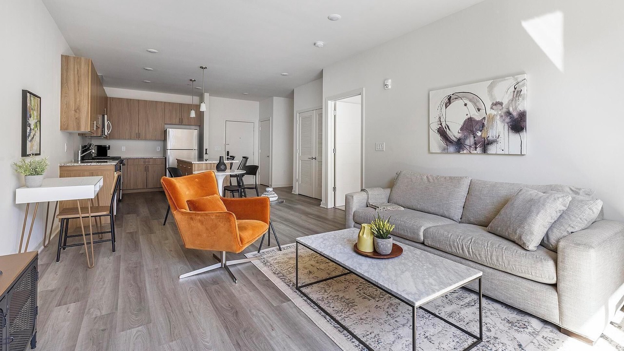 Photo of Livingroom in Carteret