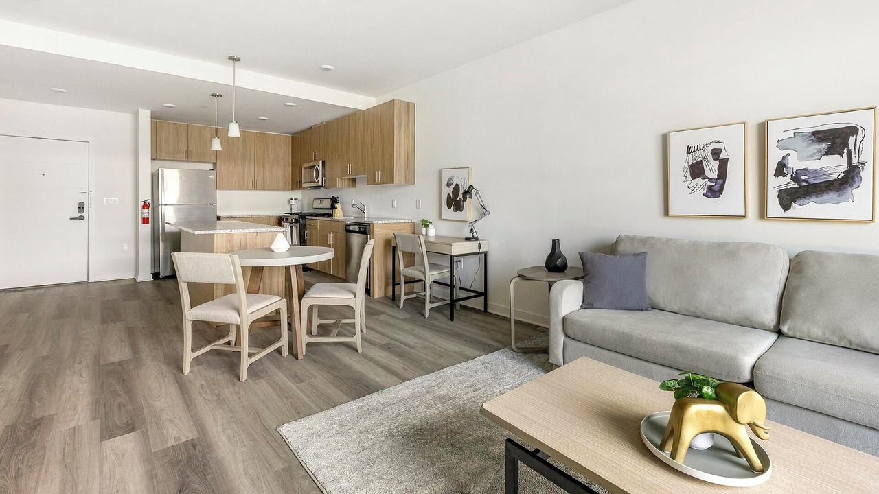 Photo of Livingroom in Carteret