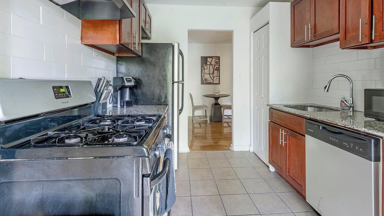 Photo of Kitchen in Greenbelt