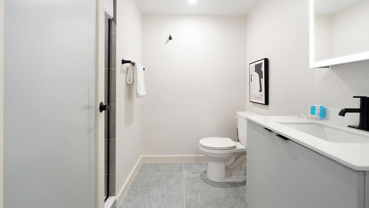 Photo of Bathroom in Norris Square