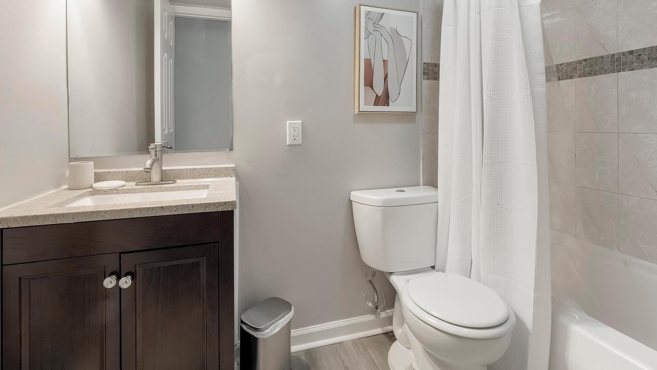 Photo of Bathroom in Greenbelt