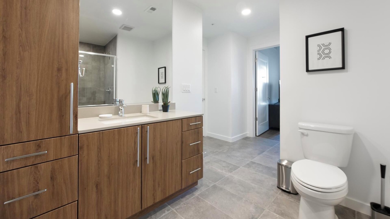 Photo of Bathroom in Baileys Crossroads