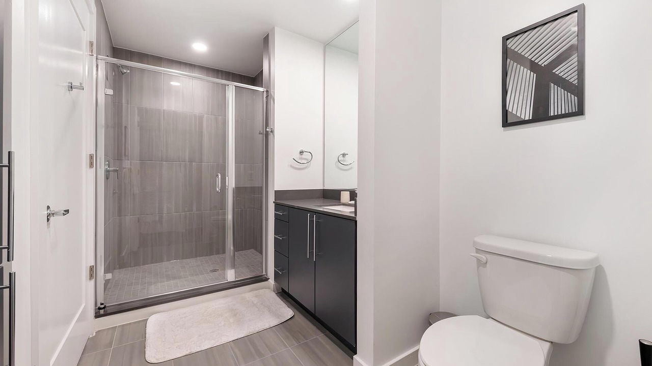 Photo of Bathroom in Baileys Crossroads