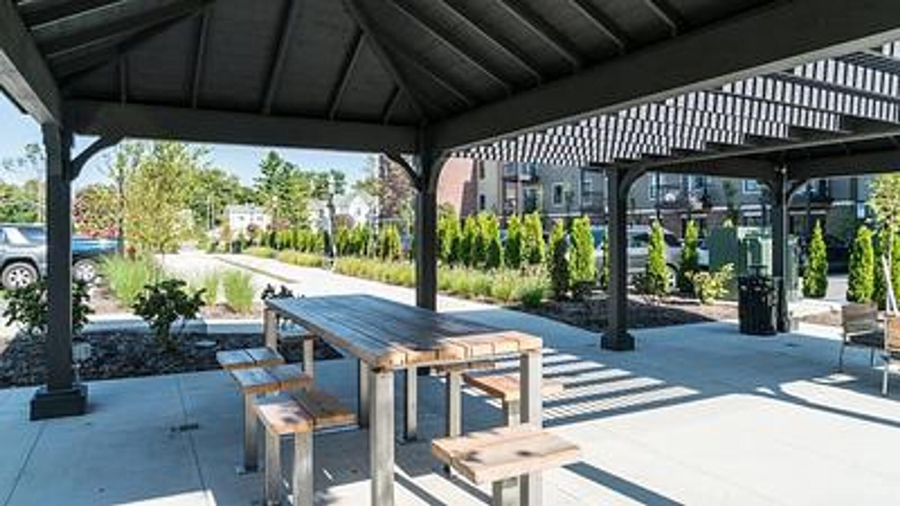 Photo of Outdoor in Grove City