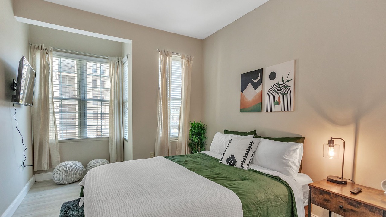 Photo of Bedroom in Chinatown