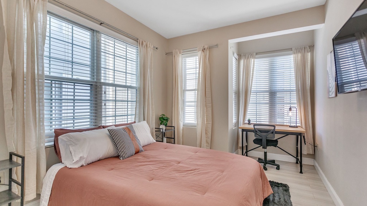 Photo of Bedroom in Chinatown