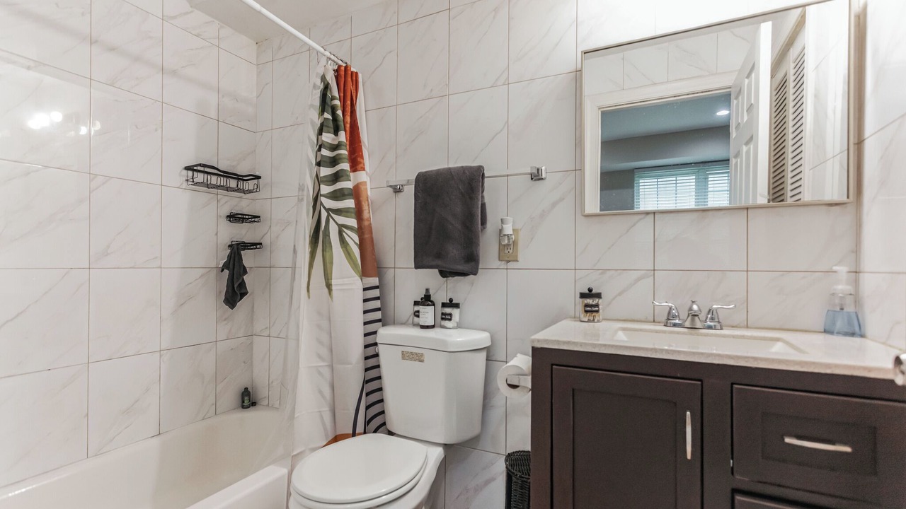 Photo of Bathroom in Chinatown