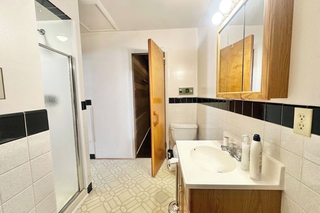Photo of Bathroom in Mechanicsville