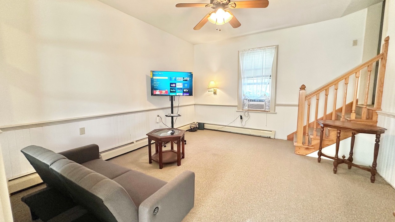 Photo of Livingroom in Danville