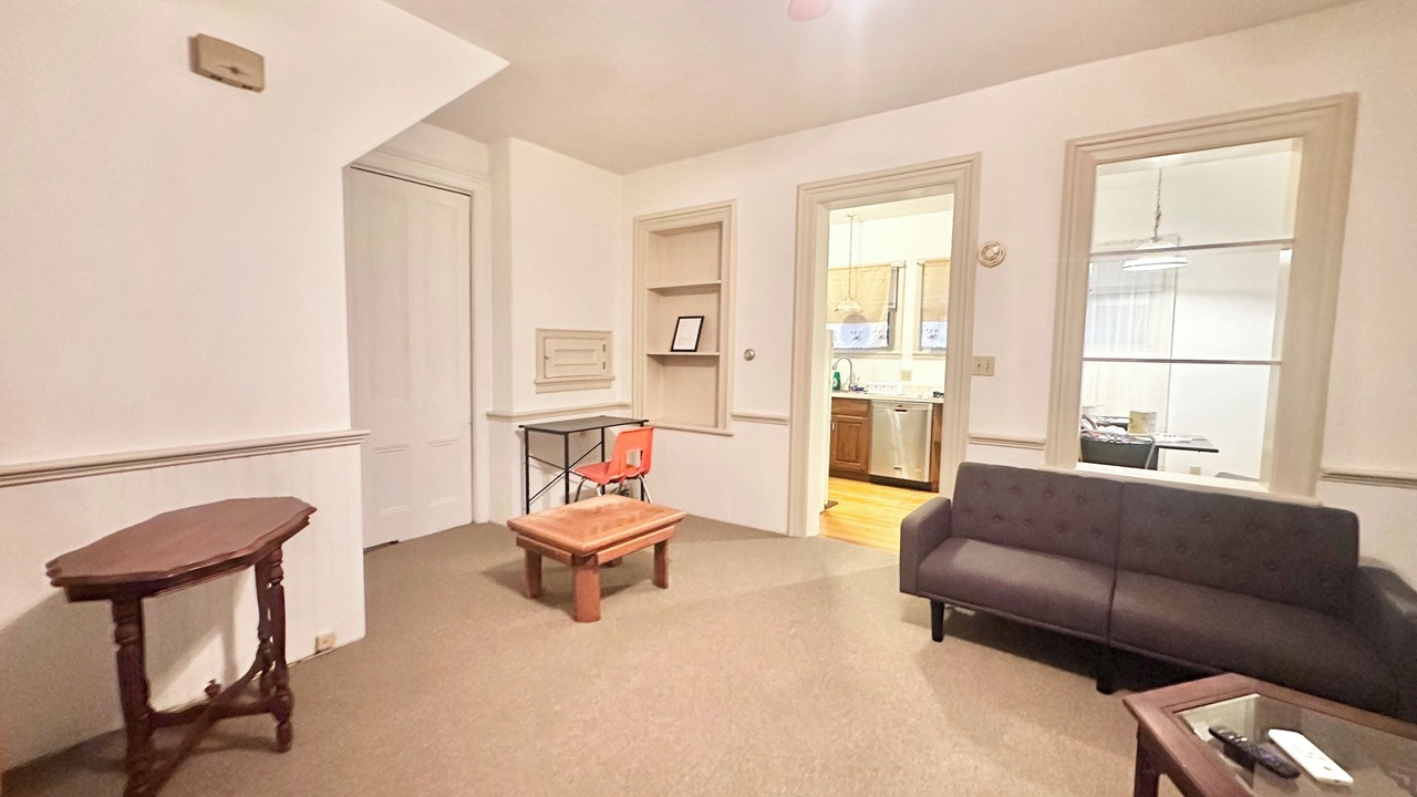 Photo of Livingroom in Danville