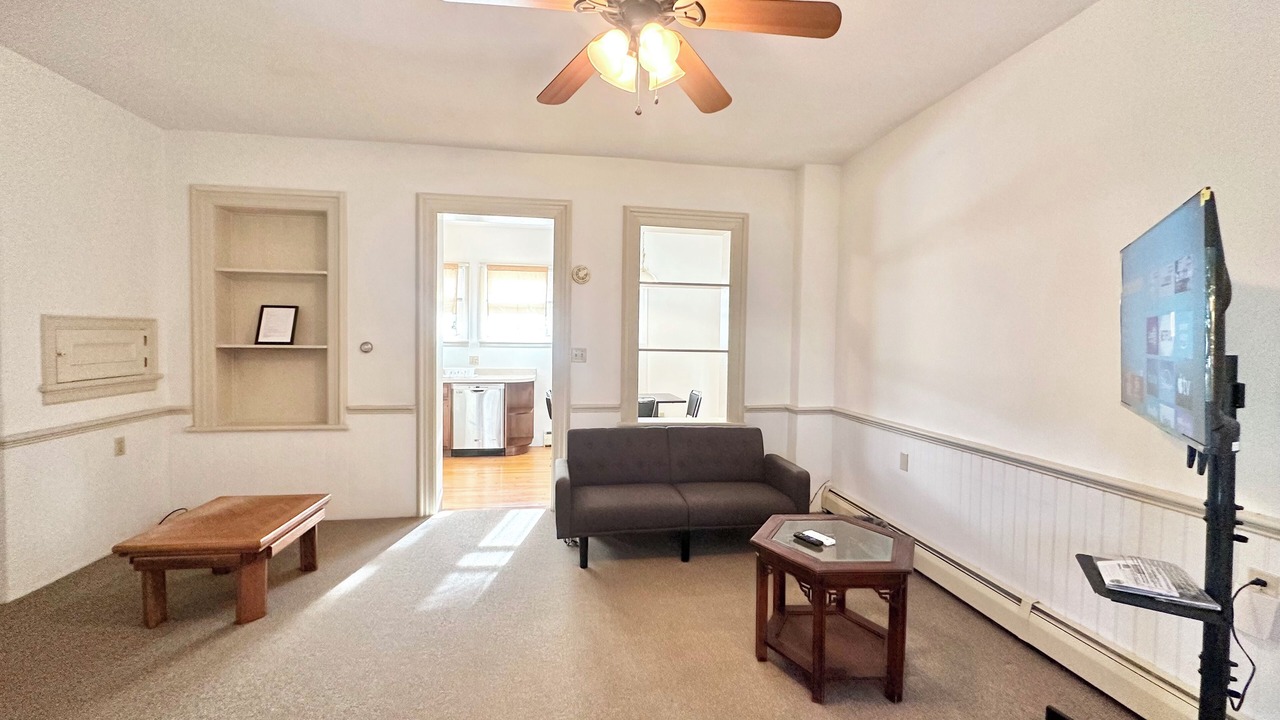 Photo of Livingroom in Danville