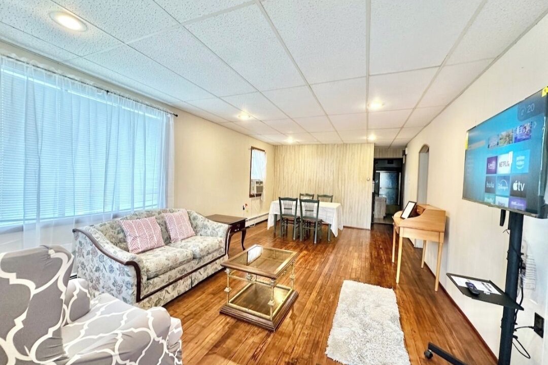 Photo of Livingroom in Danville