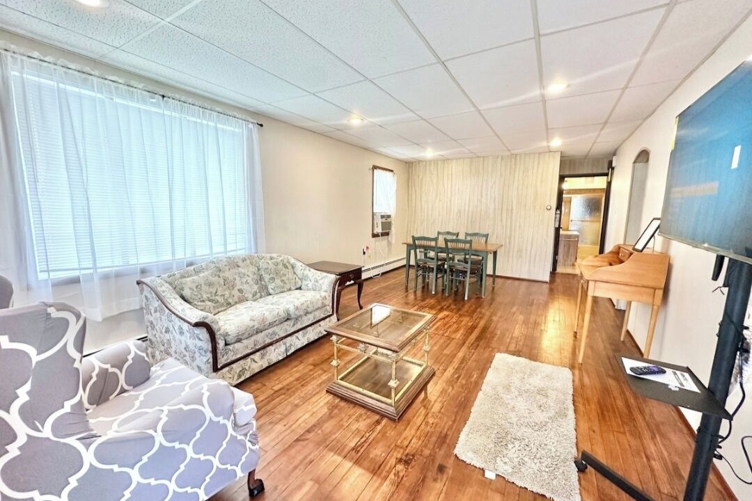 Photo of Livingroom in Danville