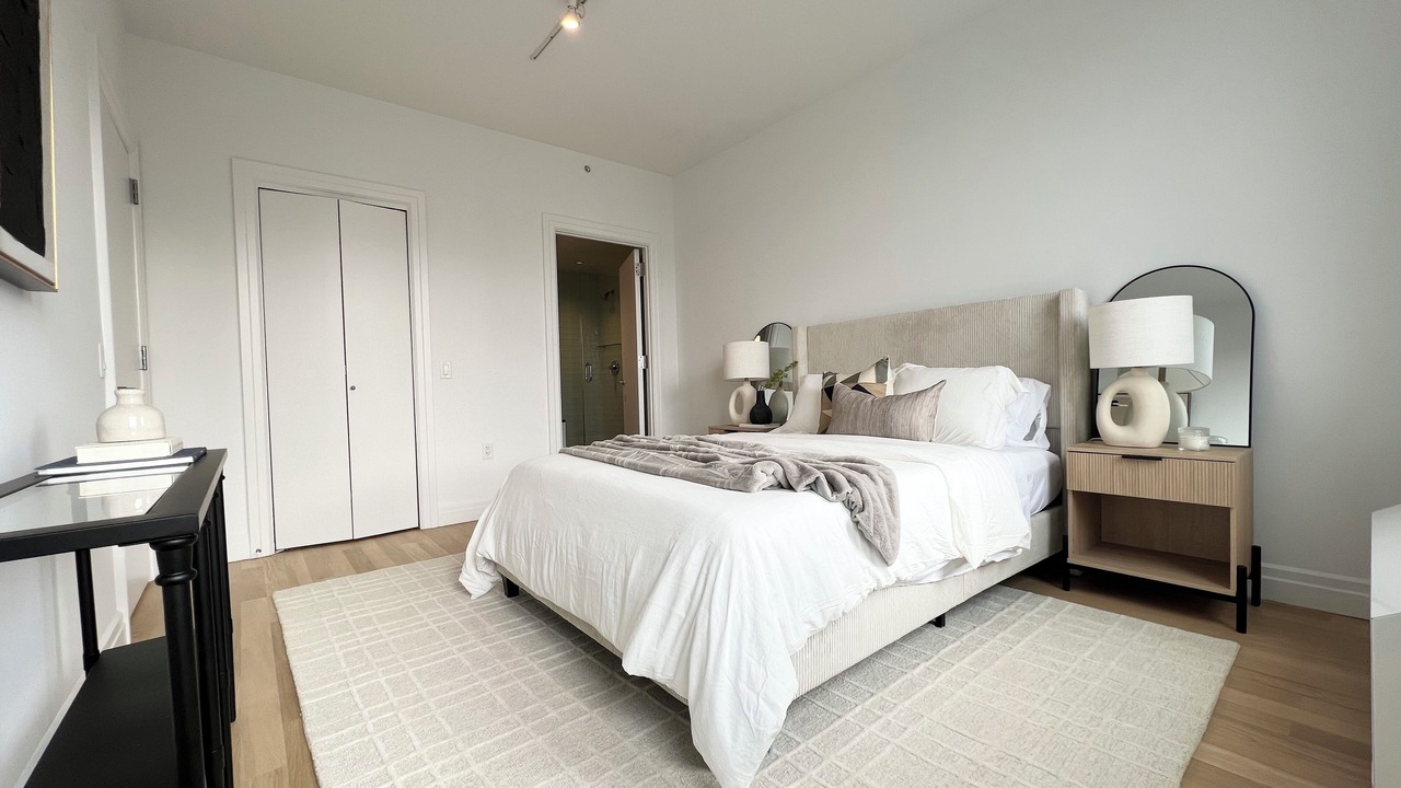 Photo of Bedroom in Lincoln Square