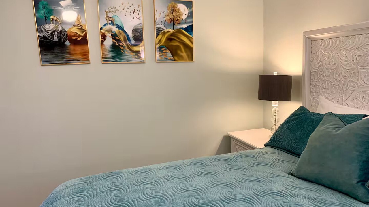 Photo of Bedroom in Elwood