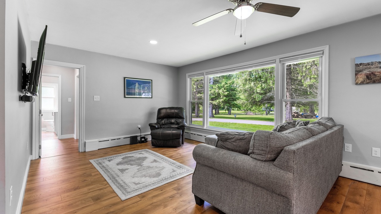 Photo of Livingroom in Waterville