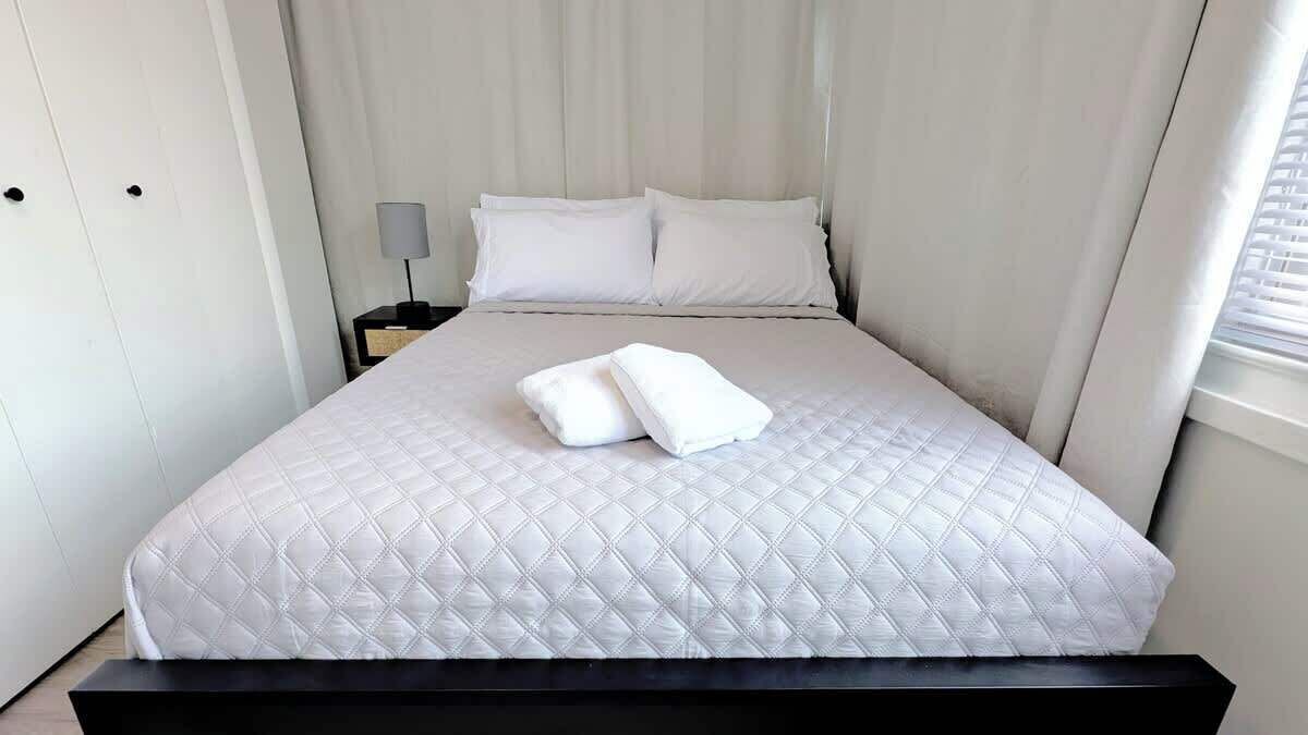 Photo of Bedroom in Orange