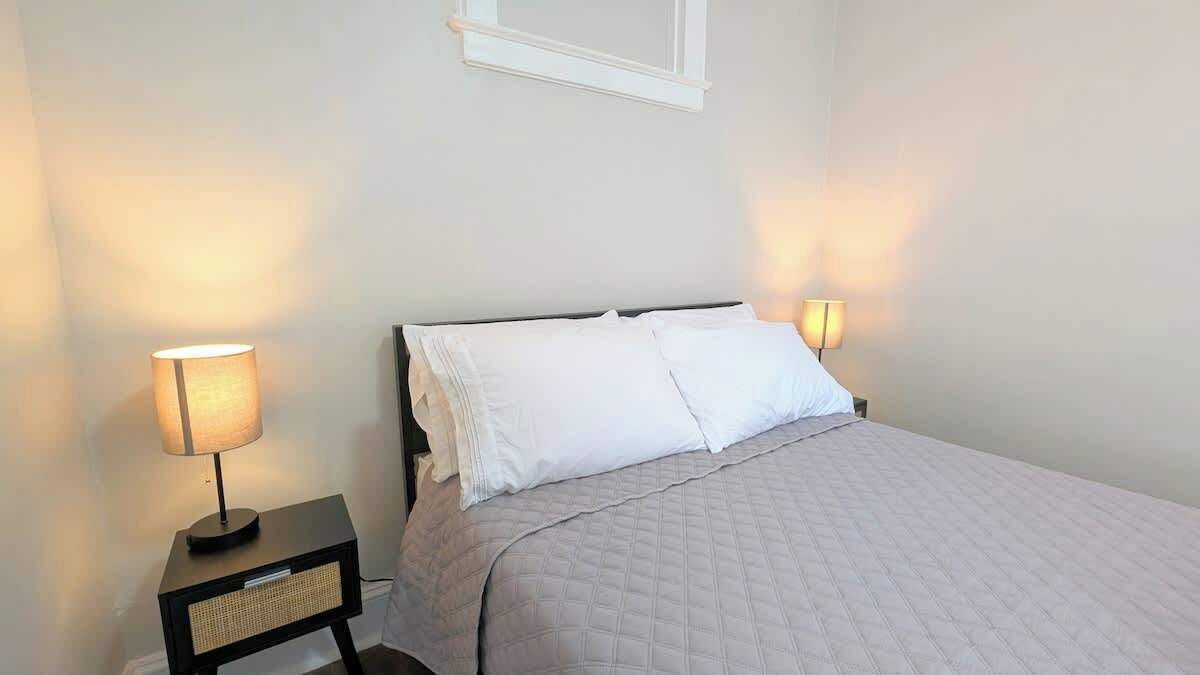 Photo of Bedroom in Orange