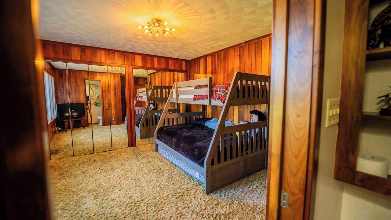 Photo of Bedroom in Kane