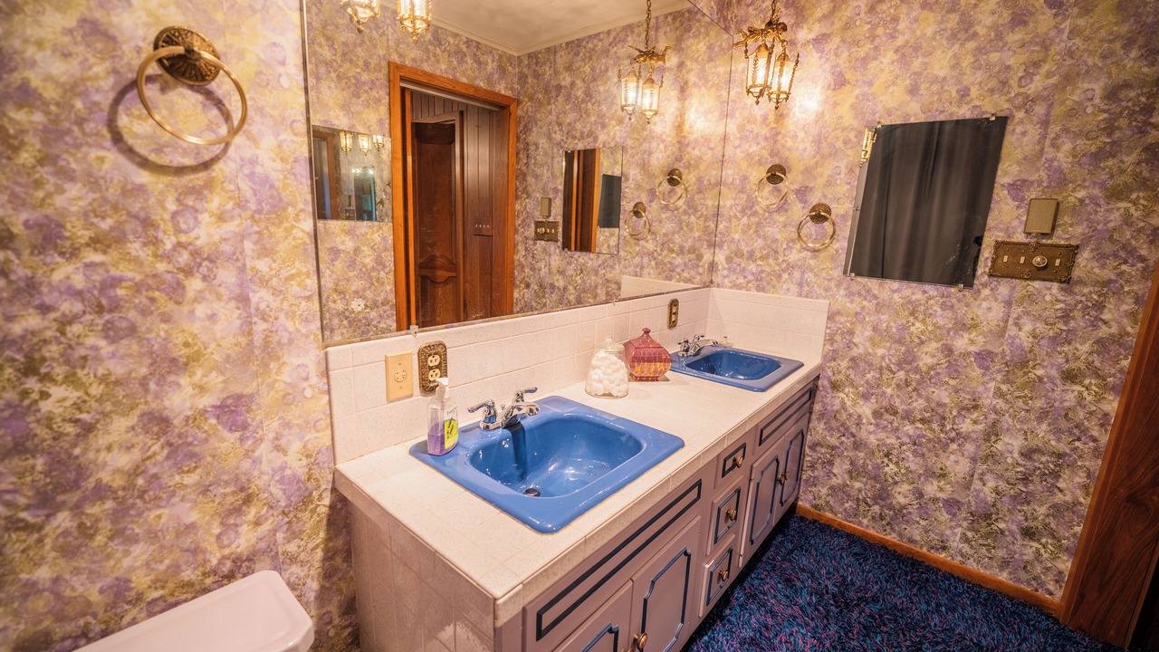 Photo of Bathroom in Kane