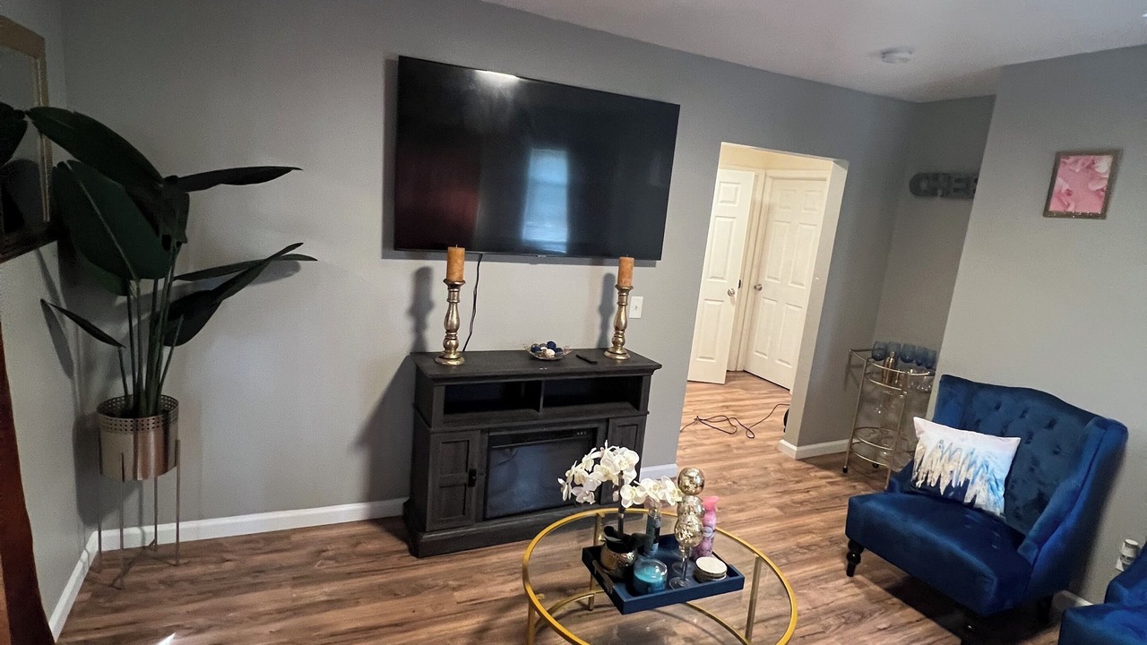 Photo of Livingroom in Trenton