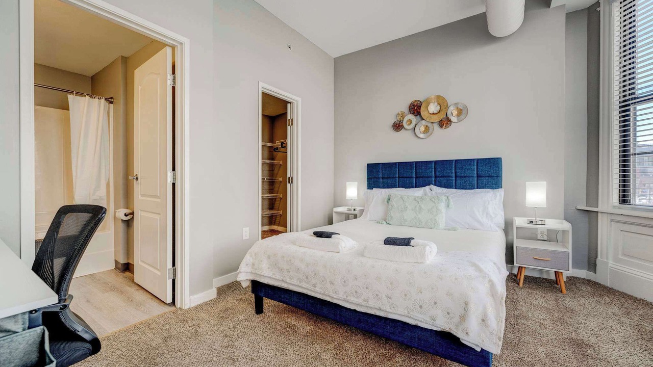 Photo of Bedroom in Gateway District