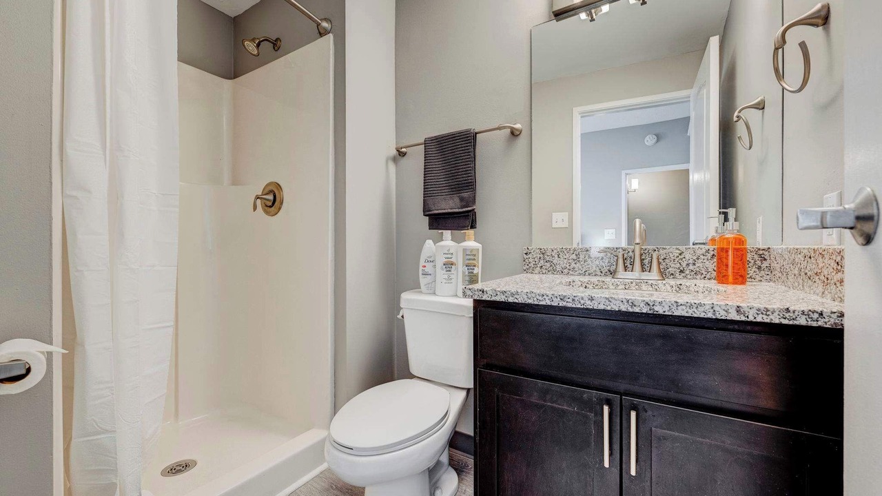 Photo of Bathroom in Gateway District