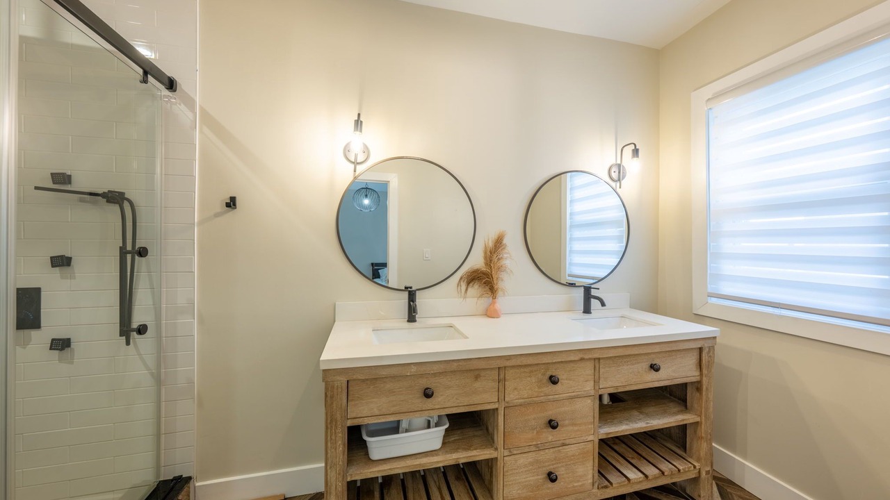 Photo of Bathroom in Roselle