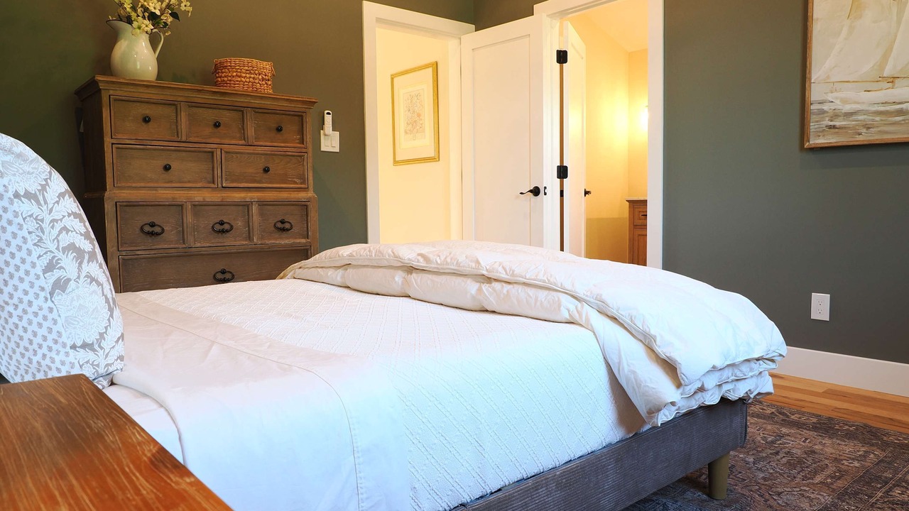 Photo of Bedroom in Cape May Court House