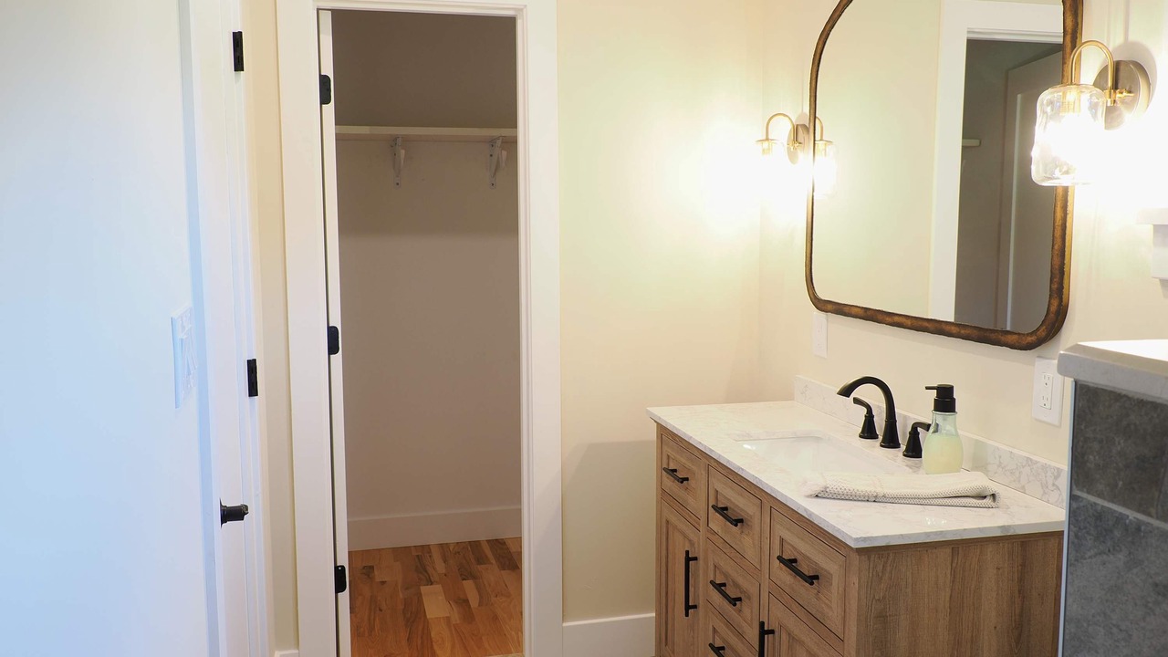 Photo of Bathroom in Cape May Court House