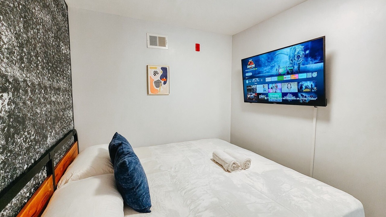 Photo of Bedroom in Center City