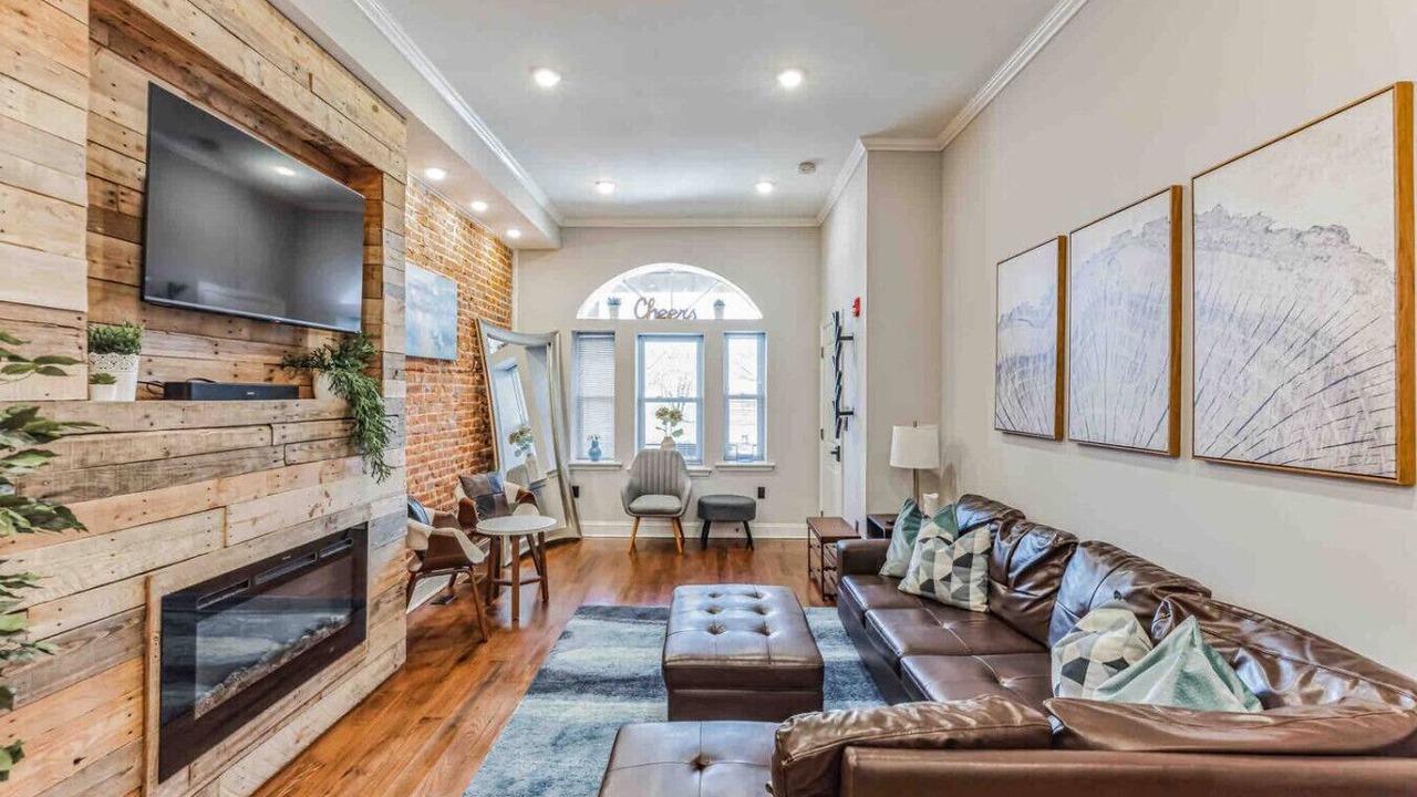 Photo of Livingroom in North Philadelphia West
