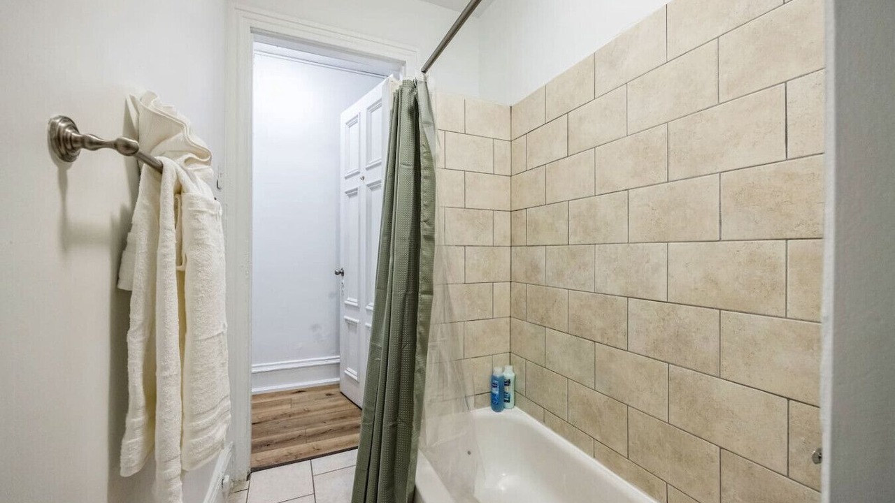 Photo of Bathroom in Center City West