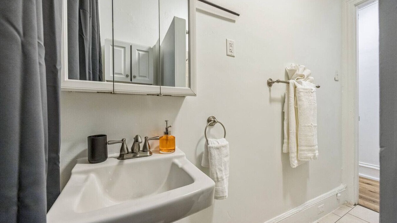 Photo of Bathroom in Center City West