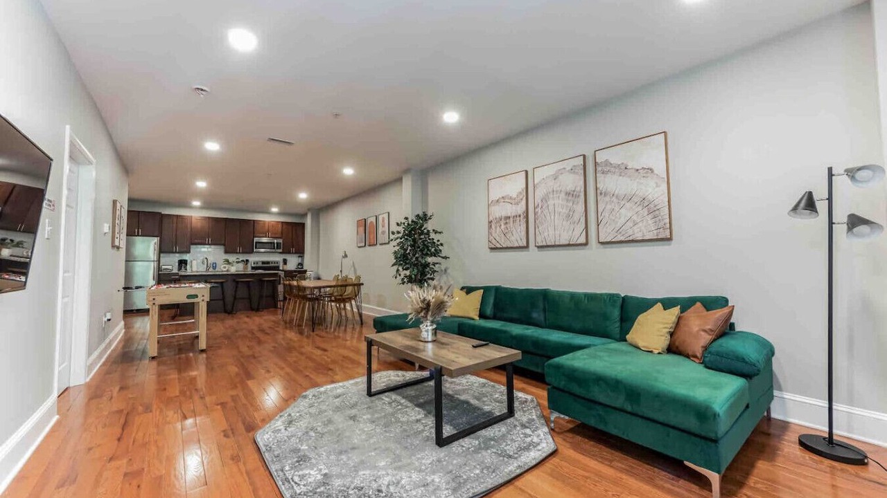 Photo of Livingroom in Midtown Village