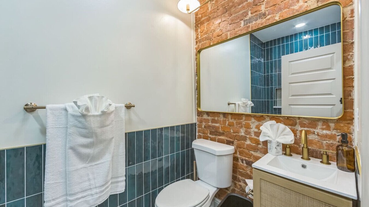 Photo of Bathroom in North Philadelphia West